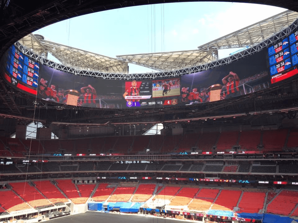 Center-Hung LED Scoreboard Center-Hung LED Scoreboard